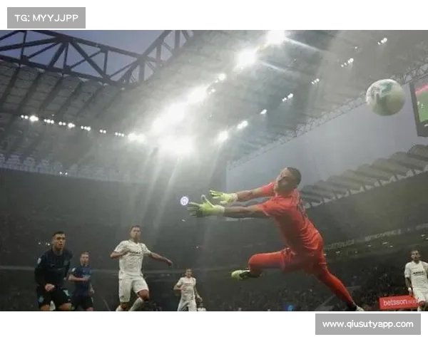 极端国米球迷投掷烟雾弹意外爆炸，失去三根手指引发安全讨论